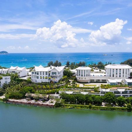 Palace Resort Yalong Bay Sanya Exterior photo