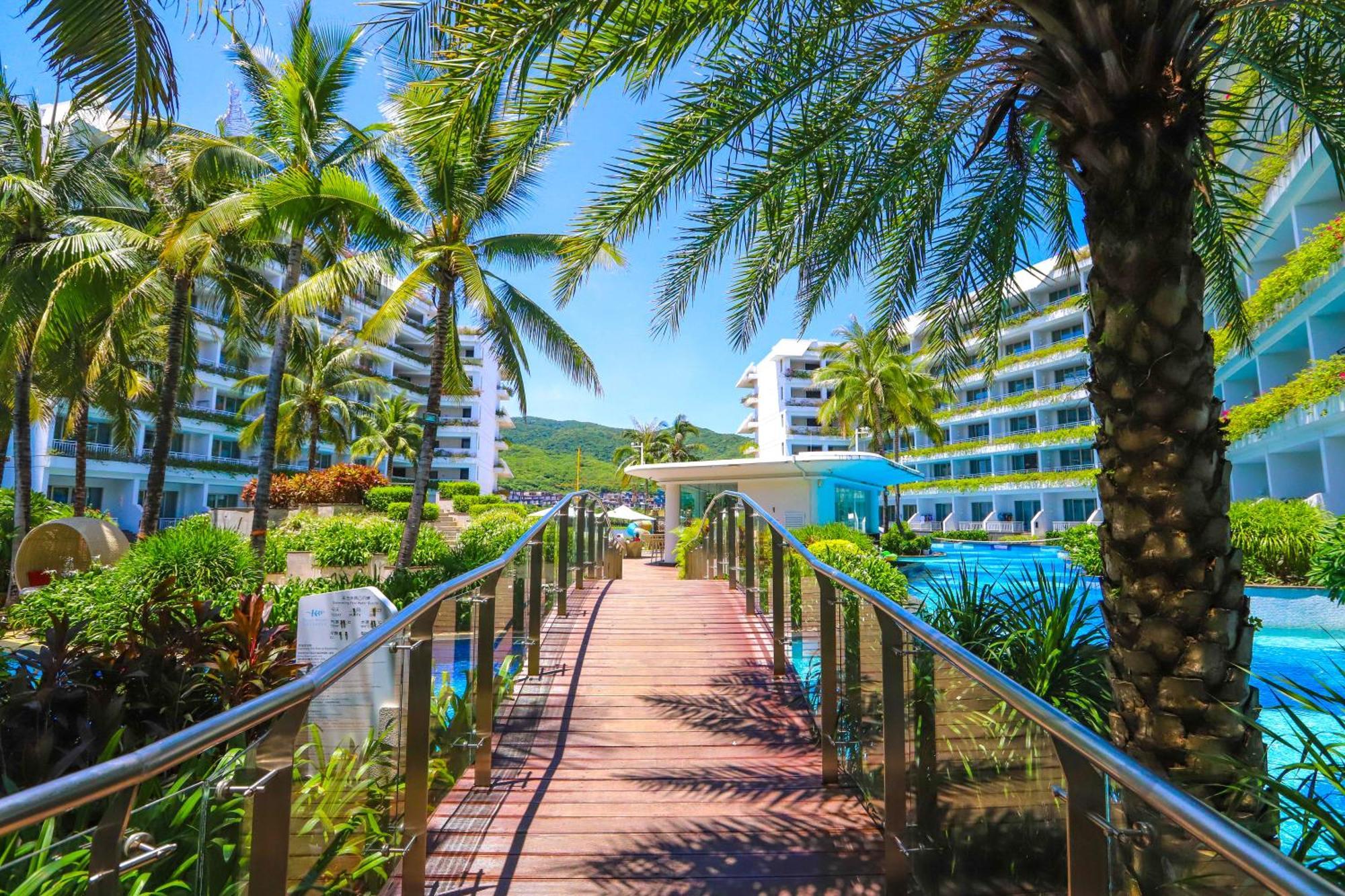 Palace Resort Yalong Bay Sanya Exterior photo