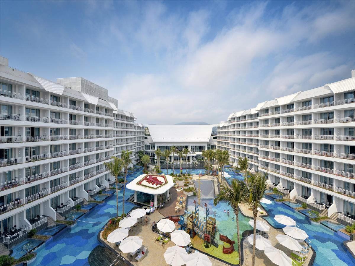 Palace Resort Yalong Bay Sanya Exterior photo